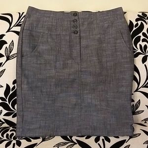 AGB Skirt size 4 Petite
